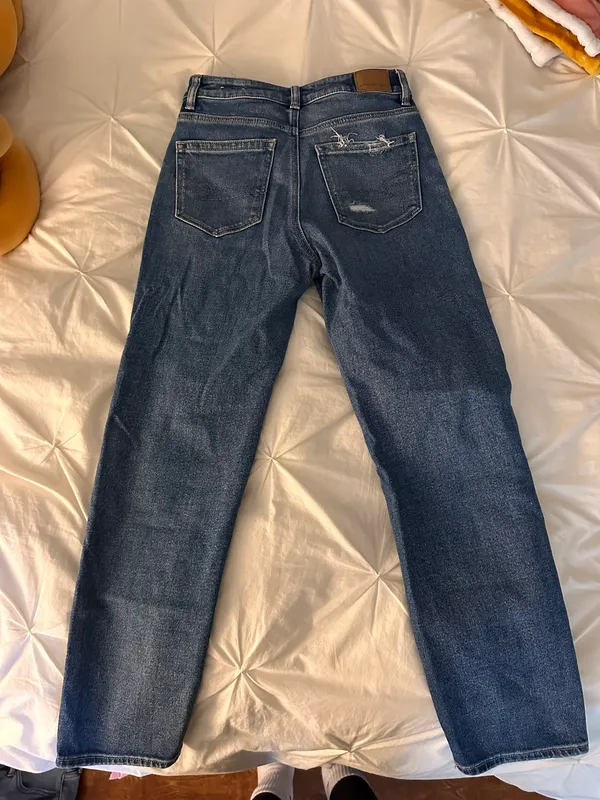 American Eagle mom straight jeans - Image 3