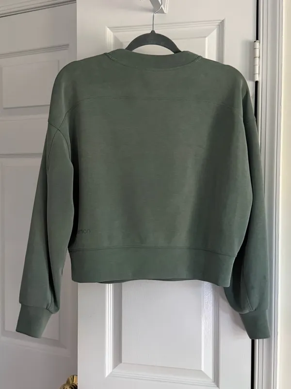 Lululemon Softstreme Perfectly Oversized Cropped Crew Green Size 4 As-Is Stains - Image 10