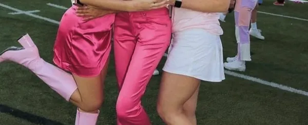 Hot pink skirt - Image 3