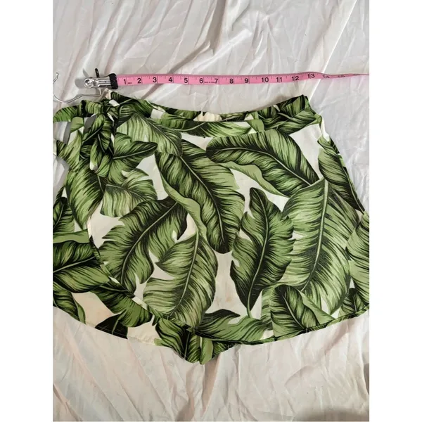 Show Me Your Mumu Tropical Palm Leaf Wrap Skort Green White High Waist Mini Skirt Shorts Size S - Image 4