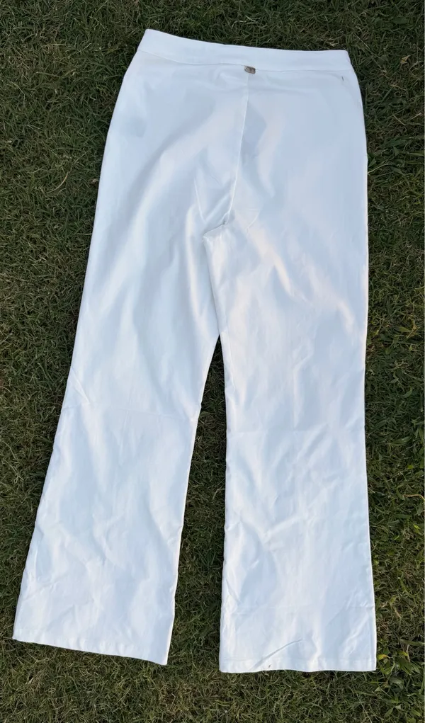 Lucky & Blessed Ivory Solid Stretch Front Crease Detail Pants - Image 3