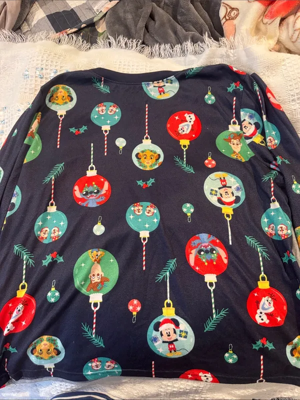 Disney Grey & Navy Mickey & Olaf Holiday Long-Sleeve Top - Image 3