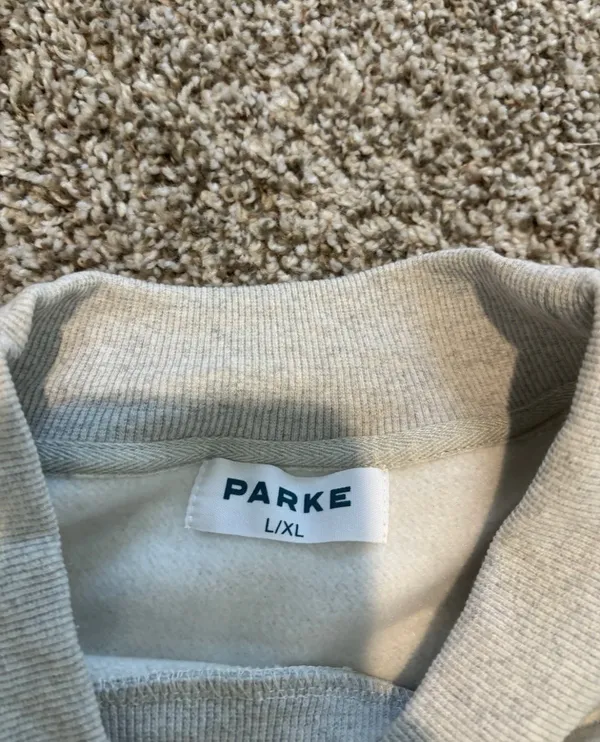 Parke women’s varsity mock neck sweatshirt L/XL - Image 3