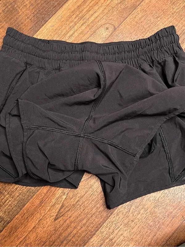 lululemon athletica Black Women's Running Shorts with Reflective Trim Size 2 - Image 7