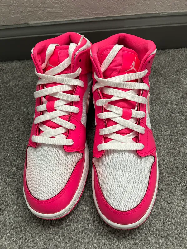 Air Jordan 1 Mid - Image 5