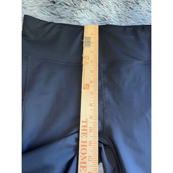 NWT Fabletics Oasis High-Waisted 7/8 Legging BLACK Size MEDIUM NEW w Tags‎ - Image 4
