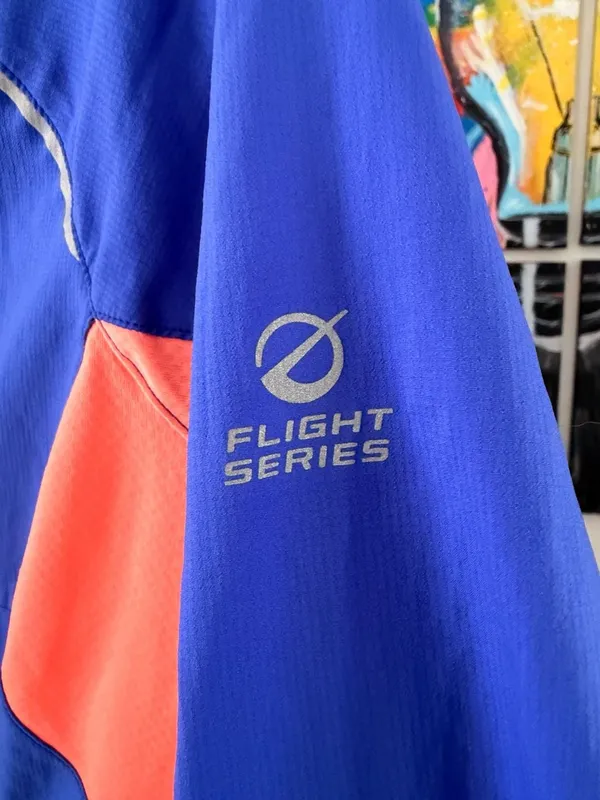 The North Face Flight Series Women's Lightweight Running Jacket Small - Image 10
