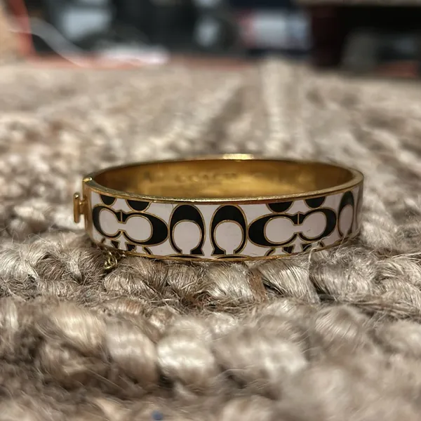 COACH
Quilted C Hinged Bangle Bracelet - Image 7