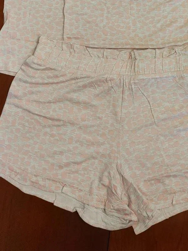Emerson Road Little Giraffe Tee & Short Pajama Set XS Pink White Ruffle - Image 2