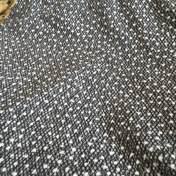 Lululemon Circuit Breaker Skort Frozen Fizz White Black Size 2 Tall 15" - Image 8