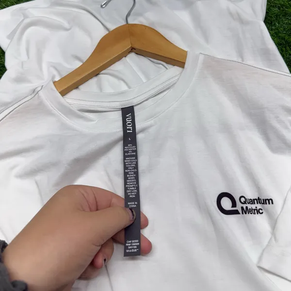 Vuori Basic T-Shirt - Image 4