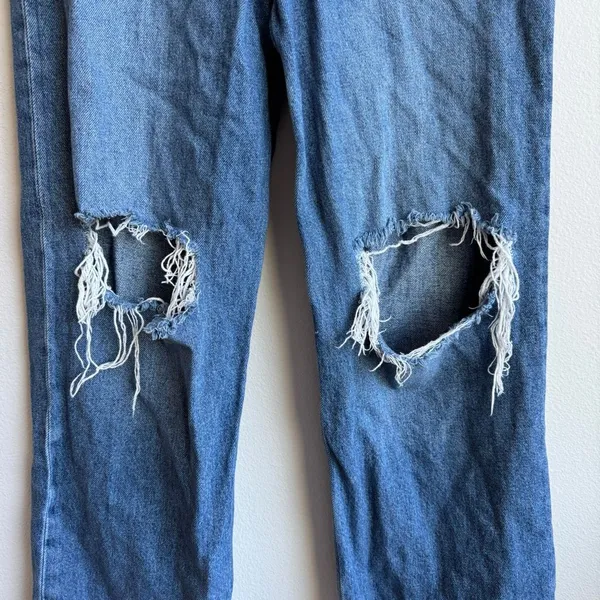 Levis Premium High Loose Relaxed Oversized Fit Jeans Size 27 Inseam 30” - Image 2