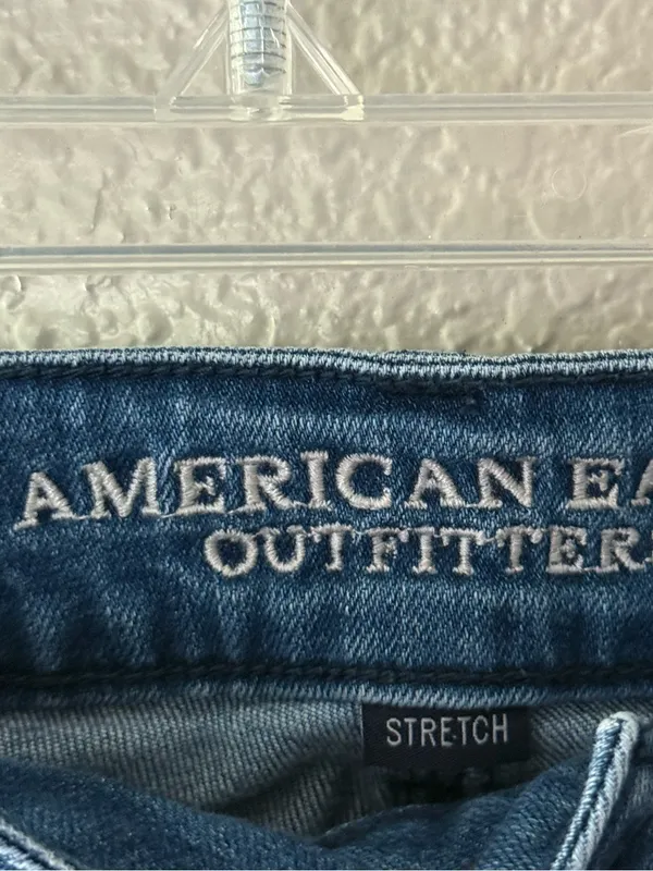American Eagle Shortie Denim Shorts Sz 10 Low Rise Y2K Distressed Cutoff Raw - Image 5