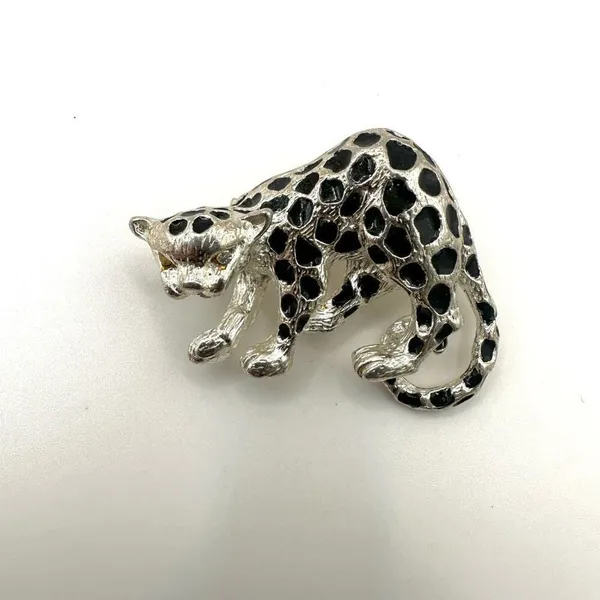 Silver tone and black jaguar brooch - Image 2