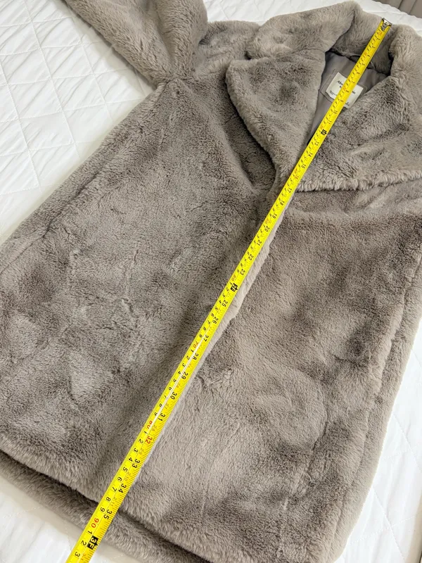Abercrombie & Fitch Women’s S Gray Faux Fur Teddy Coat Quiet Luxury Cozy Winter - Image 8