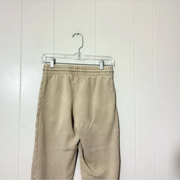 TNA Aritzia Cozy Fleece Boyfriend Sweatpants XS Tan Khaki Joggers - Image 8