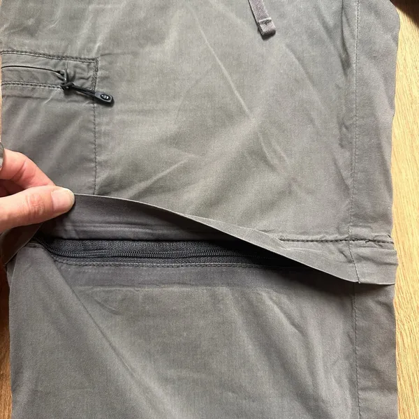 Eddie‎ Bauer Women's Convertible Cargo Hiking Pants Size 8 - Image 4