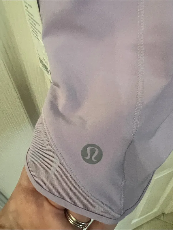 Lululemon Hotty Hot HR Short 4” Lined - Image 8