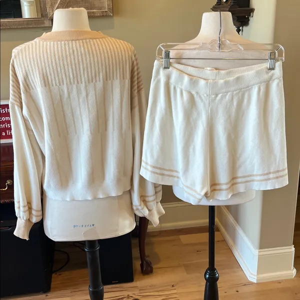 Cream and Tan Striped Sweater and Shorts Set - Image 9