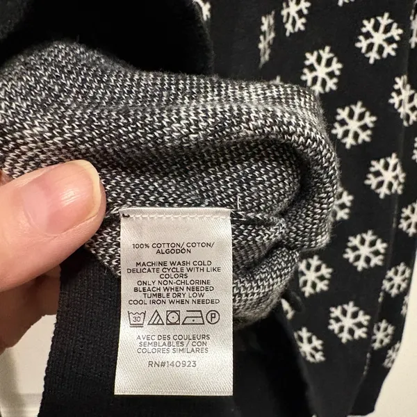 *Loft Black & White Snowflake Women’s Button Up Cardigan Sweater - Image 3