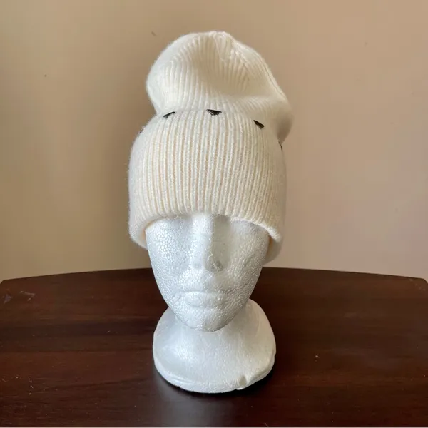 FRYE & CO | Cream Studded Knit Skull Hat - Image 2