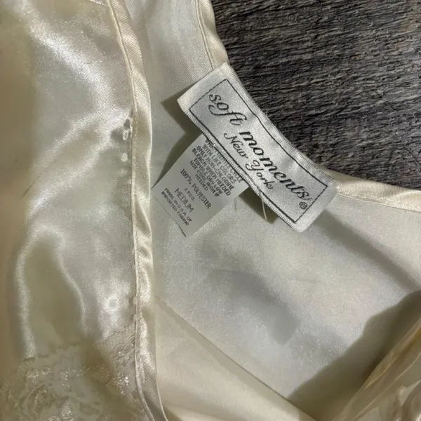 Vintage Soft moments new‎ york Cream lace slip dress with adjustable straps - Image 2