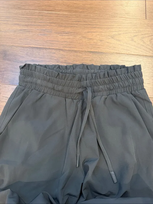 Mono B Gray Jogger Pants Smocked Waist Athleisure Size Small - C31-046 - Image 5