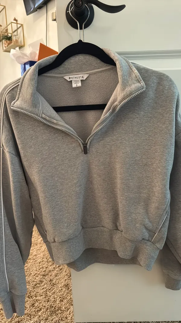 Athleta cropped gray quarter zip  - Image 4