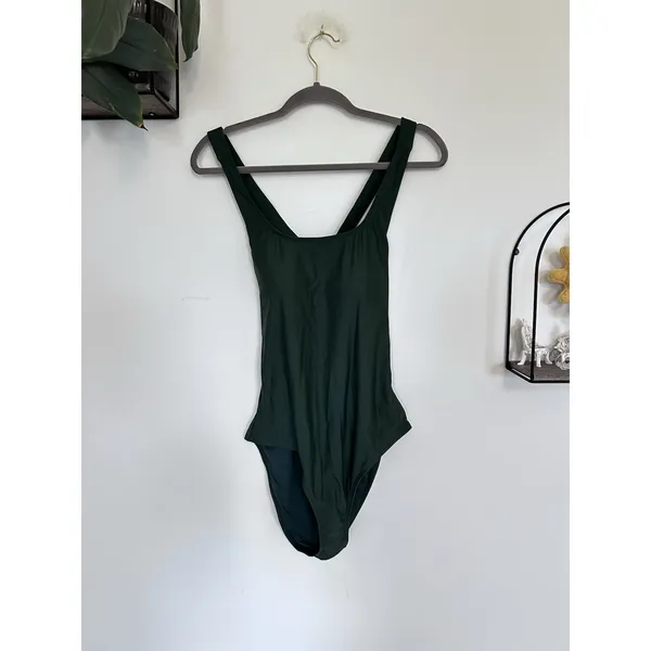 NWT Quince Palm Green Italian Cross-Back One-Piece Swimsuit Size Large - Image 3