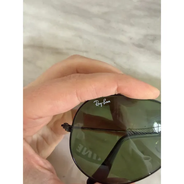 Vintage Ray Ban Black Tone Metal Polarized Aviator Sunglasses Flaw - Image 4