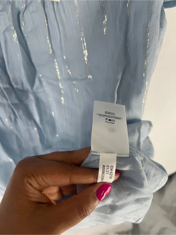 Express NWT Metallic Stripe Flutter Sleeve Pintuck Blouse Blue Size M - Image 7