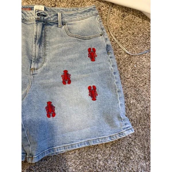 Draper James Ava Cuff Denim Shorts Womens 12 Lobster Embroidered Light Wash - Image 3