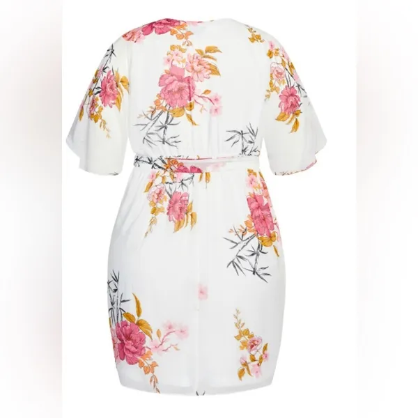 City Chic Beloved Wrap Dress Ivory Floral Knee Length Size 18 - Image 5