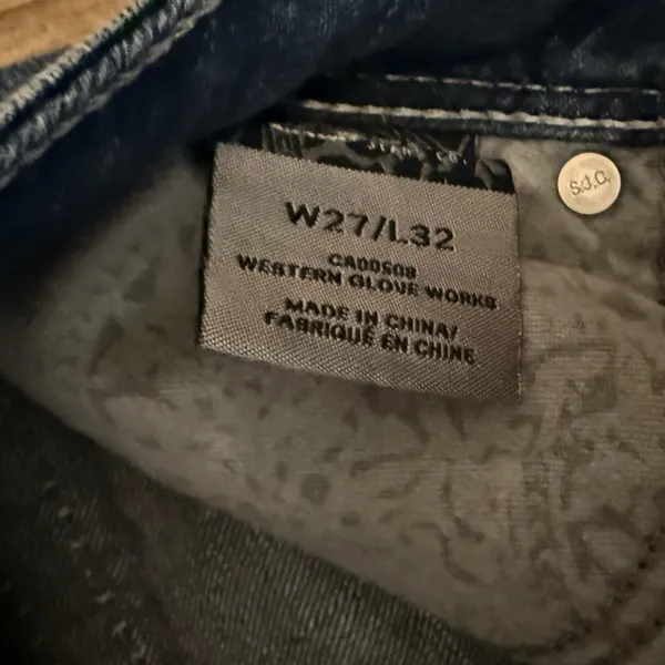 Silver Jeans Co Suki Surplus Mid Rise Bootcut Jeans - Image 4