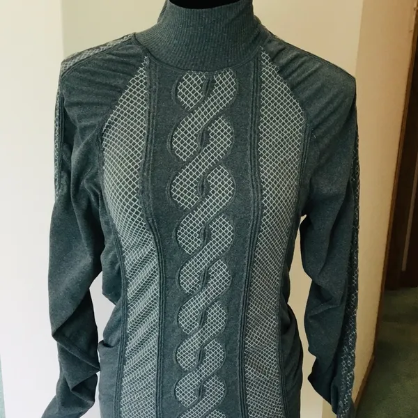 Two ATHLETA sport top for Tall lady - Image 8