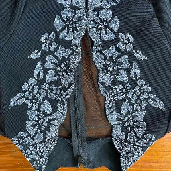 Vintage Beaded Sheer Festive Witchy Whimsy Goth Floral Beaded Top Sz Small - Image 10
