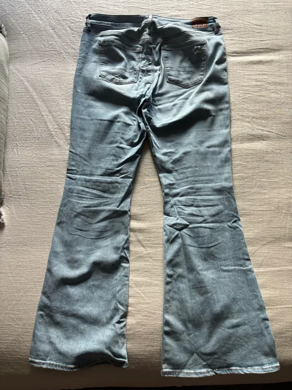 American Eagle Flare Jeans - Image 2