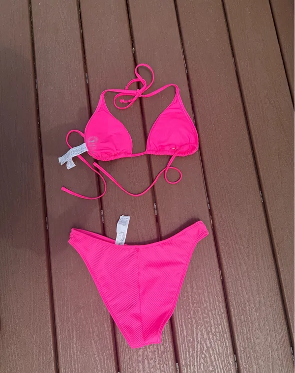 Hollister Bathing Suit - Image 4