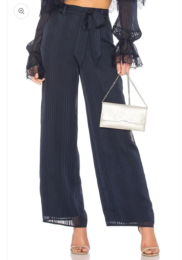 Revolve MATCHING SET XS - Image 2