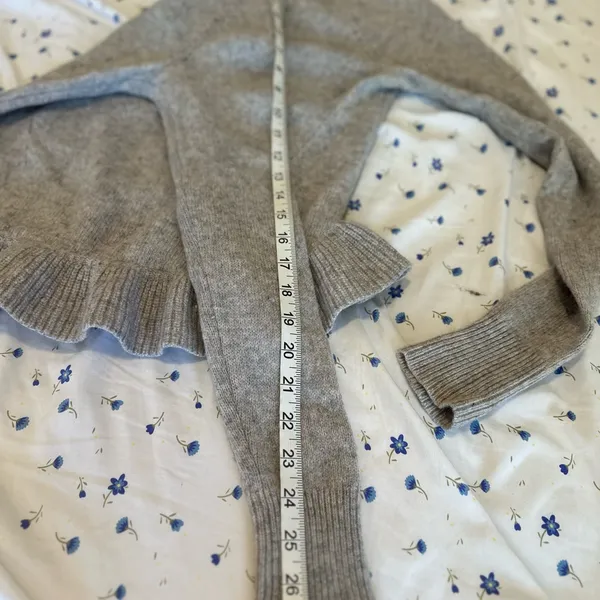 Ann Taylor Sz:M Wool Cashmere Gray Ruffle Hem Pullover Crew Neck Sweater. - Image 7