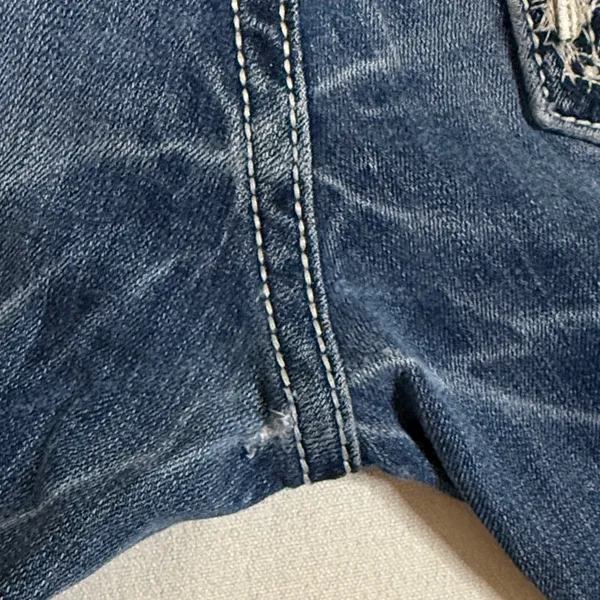 Miss Me Indigo Boot Cut Jeans with Embellished Pockets - Image 9