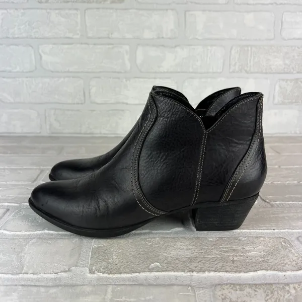Ariat Astor Ankle Booties Womens 6.5 B Black Leather Low Heel Zip Coast Cowgirl - Image 5