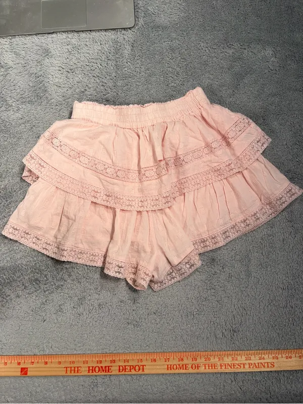 Altar’d state Pink Ruffle Lace Shorts small - Image 5