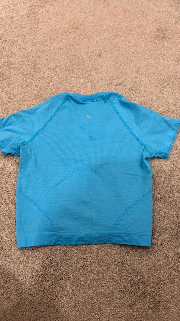 Lululemon Top Swiftly - Image 2
