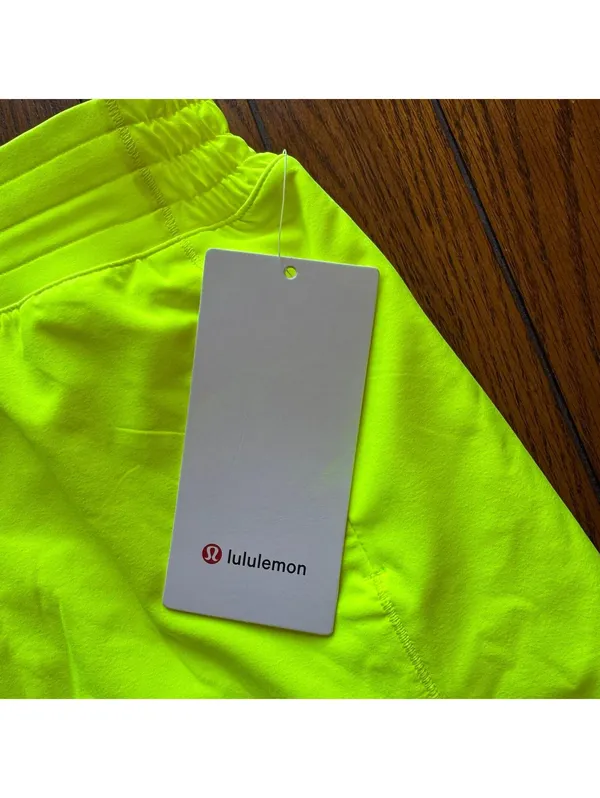 Lululemon Hotty Hot Skirt High Rise Long Highlight Yellow Size 4 NWT - Image 3