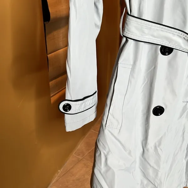 Vertigo Paris Dove Gray Double Breasted Lined Trench Coat Size Large - Image 4