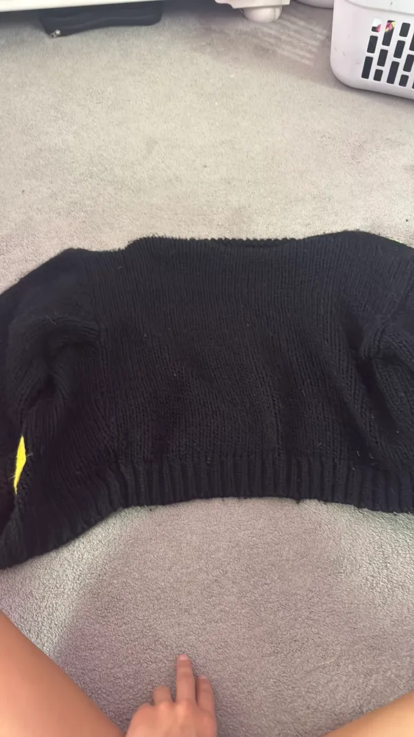 Black smile sweater Size M - Image 2