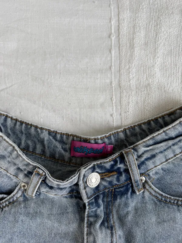 Edikted Koi Flare Denim Shorts - Image 2