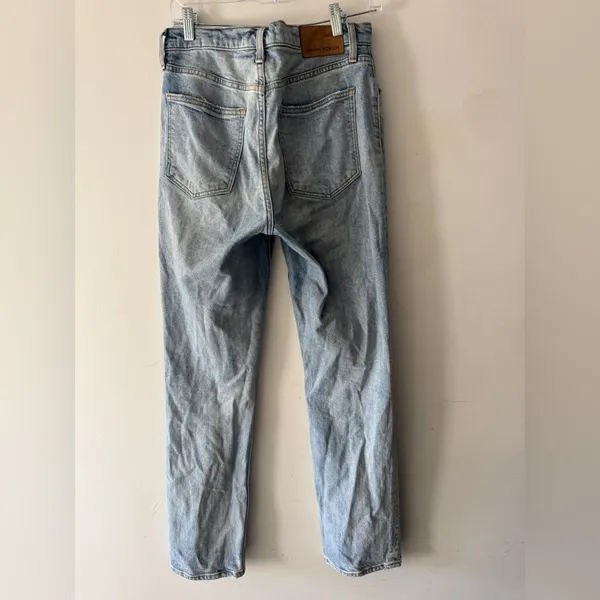 Aritzia Denim Forum Light Wash The Arlo‎ High Rise Straight Distressed Jeans - Image 3