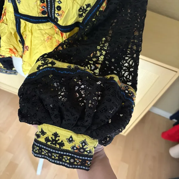 FREE PEOPLE Boogie All Night‎ Lace Sleeve Blouse Ballon sleeve lace Sz M NWT - Image 4